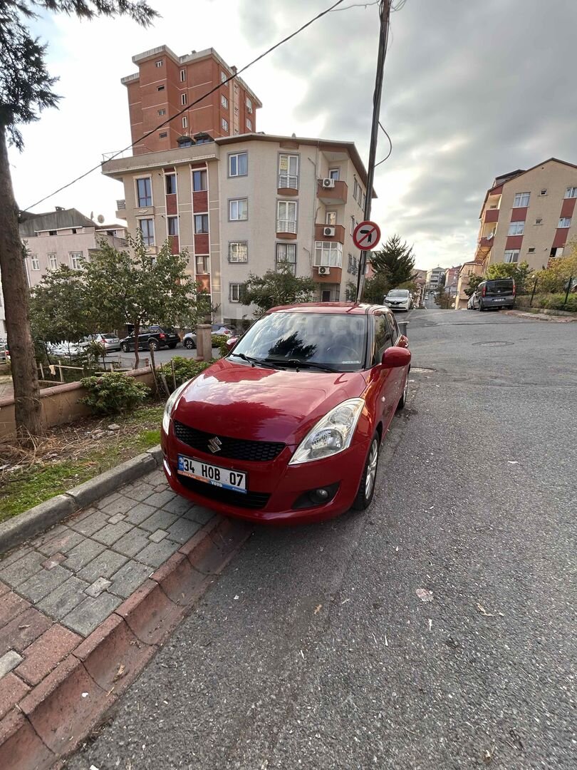 Sahibinden Suzuki Swift 1.2 GL 2012 Model İstanbul 121.000 km Kırmızı 1