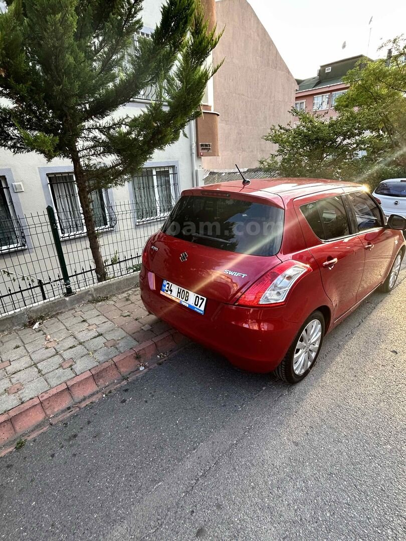 Sahibinden Suzuki Swift 1.2 GL 2012 Model İstanbul 121.000 km Kırmızı 5