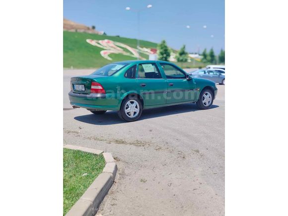 Sahibinden Opel Vectra 2.0 GLS 1997 Model 