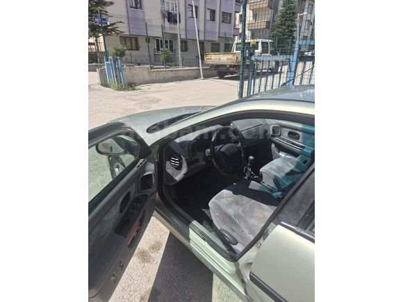 Sahibinden Renault Laguna 2.0 RXE 1999 Model