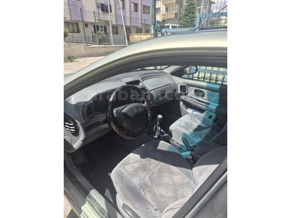 Sahibinden Renault Laguna 2.0 RXE 1999 Model