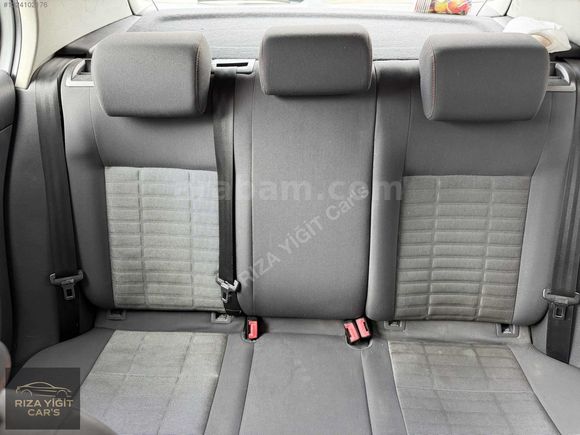 2004-GOLF 1.6 PRİMLİNE-ORJ-BAKIMLI-GENİŞ EKRAN