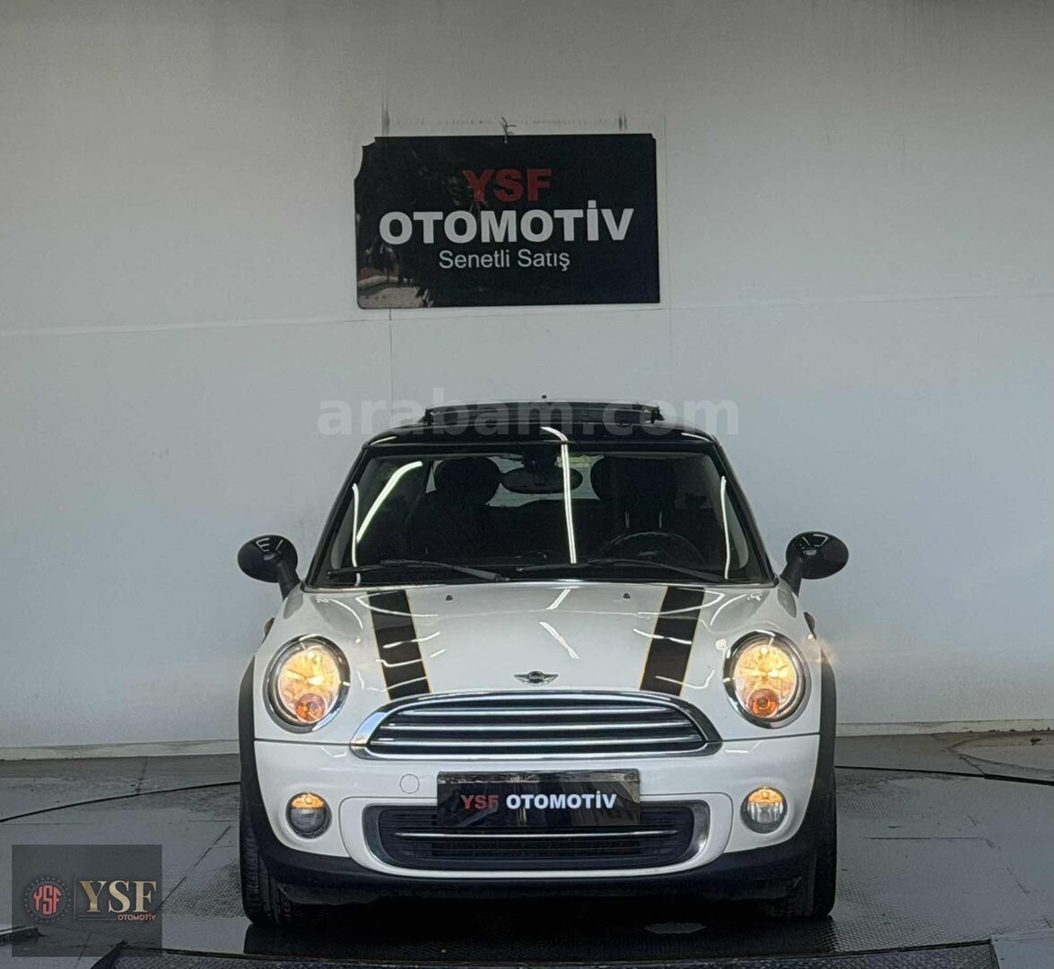 Galeriden Mini Cooper 1.6 Coupe 2013 Model İstanbul 181.000 km Beyaz 2