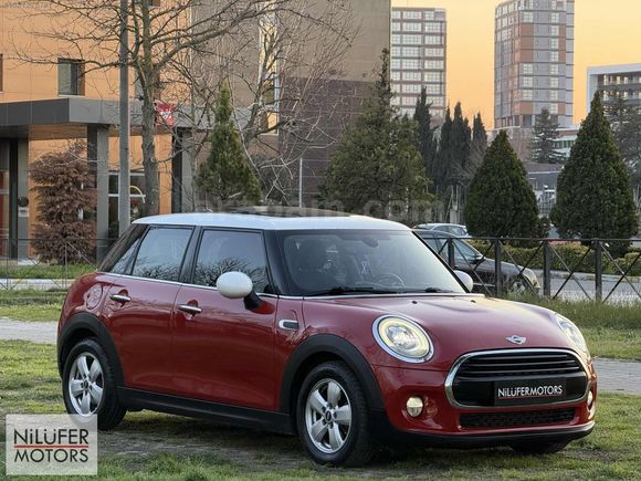 2017 MİNİ COOPER 1.5 D PEPPER CAM TAVANLI %0.99 KREDİ