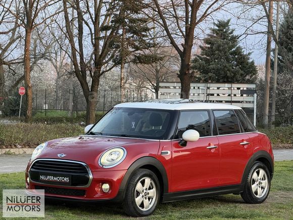 2017 MİNİ COOPER 1.5 D PEPPER CAM TAVANLI %0.99 KREDİ