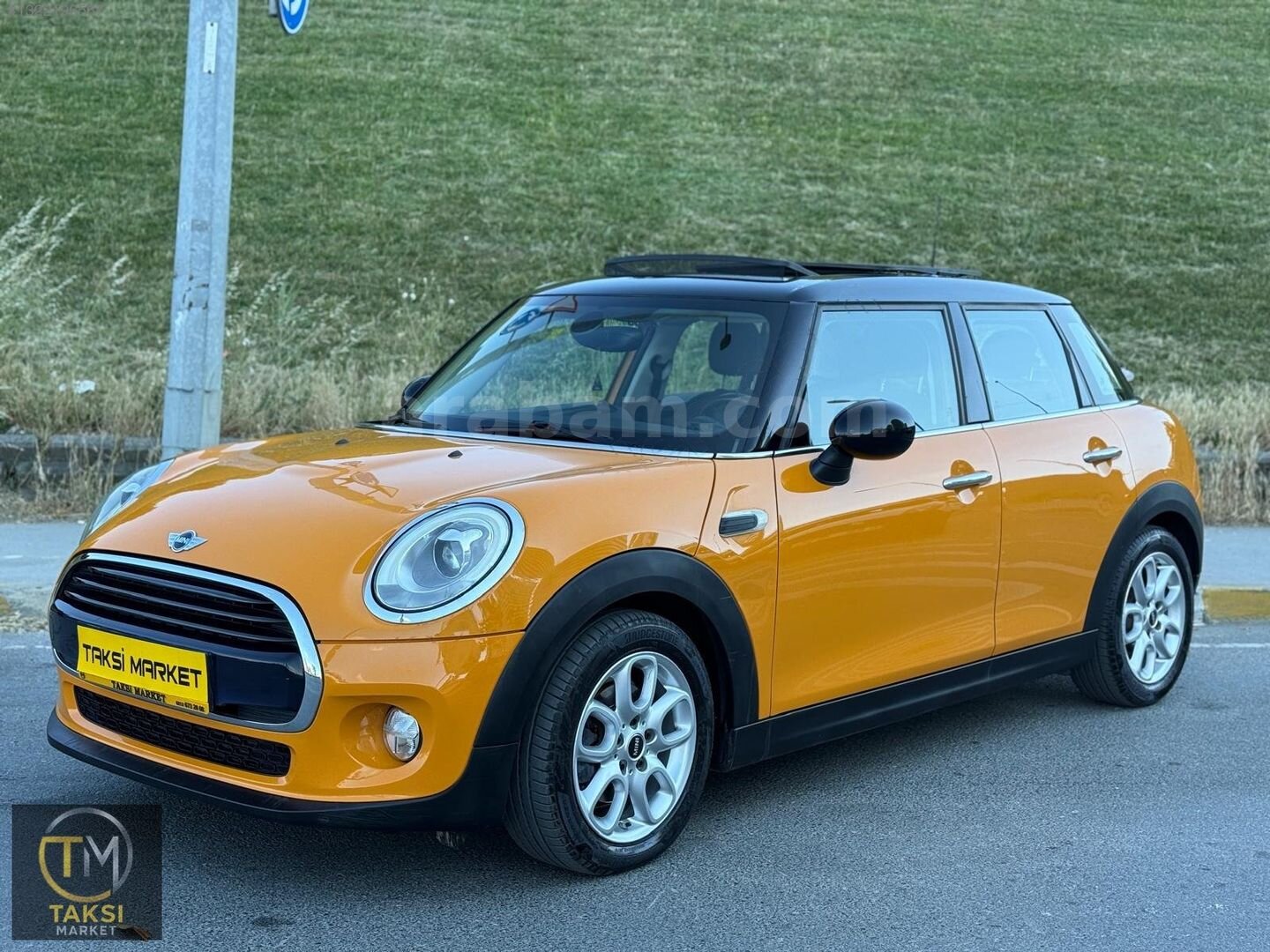 Galeriden Mini Cooper 1.5 D Pepper 2017 Model İstanbul 109.000 km Turuncu 3