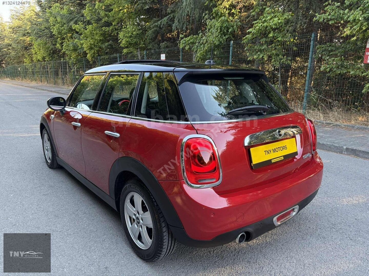 Galeriden Mini Cooper 1.5 D Pepper 2015 Model İstanbul 84.000 km Kırmızı 4