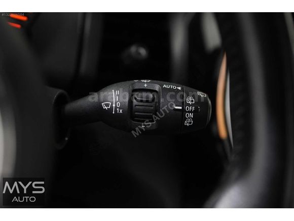 MYS AUTO'DAN 2015 MİNİ COOPER 1.5 D PEPPER ÇİFT RENK CAM TAVAN