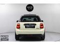 MYS AUTO'DAN 2015 MİNİ COOPER 1.5 D PEPPER ÇİFT RENK CAM TAVAN