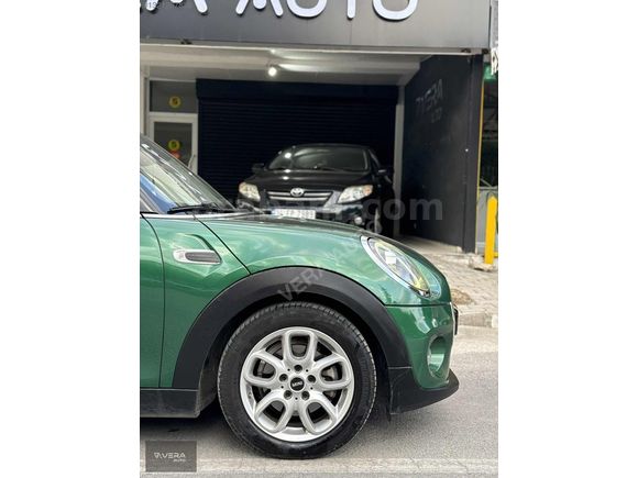 VERA AUTO'DAN MİNİ COOPER 1.5 SİGNATURE HATASIZ BOYASIZ