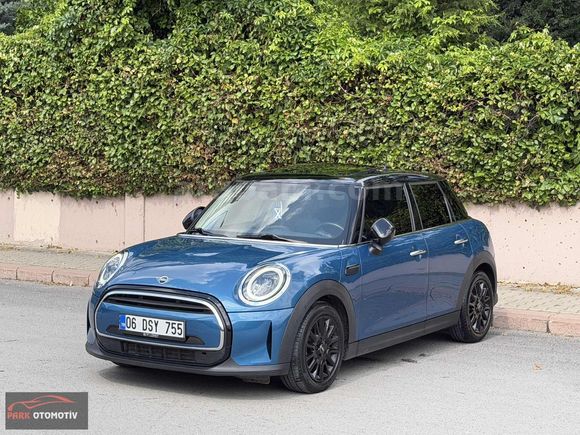 BOYASIZ 2021 MİNİ COOPER CLASSİC CAM TAVANLI