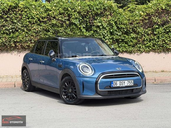 BOYASIZ 2021 MİNİ COOPER CLASSİC CAM TAVANLI