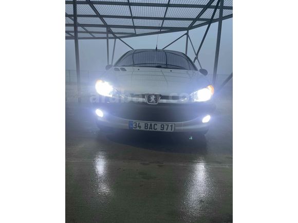 Sahibinden Peugeot 206 1.4 XT 2003 Model 