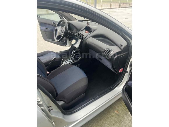 Sahibinden Peugeot 206 1.4 XT 2003 Model 