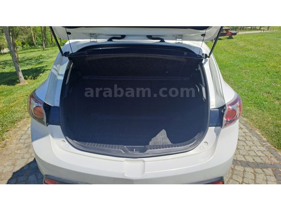 Sahibinden Mazda 3 1.6 Touring 2010 / Dizel-Manuel / 155.000 km