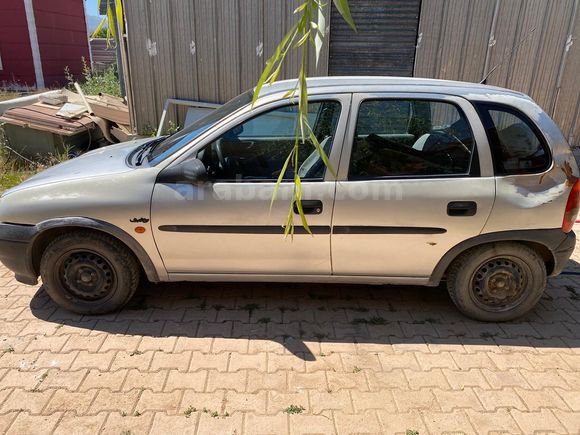Sahibinden Opel Corsa 1.2 Swing 1999 Model 