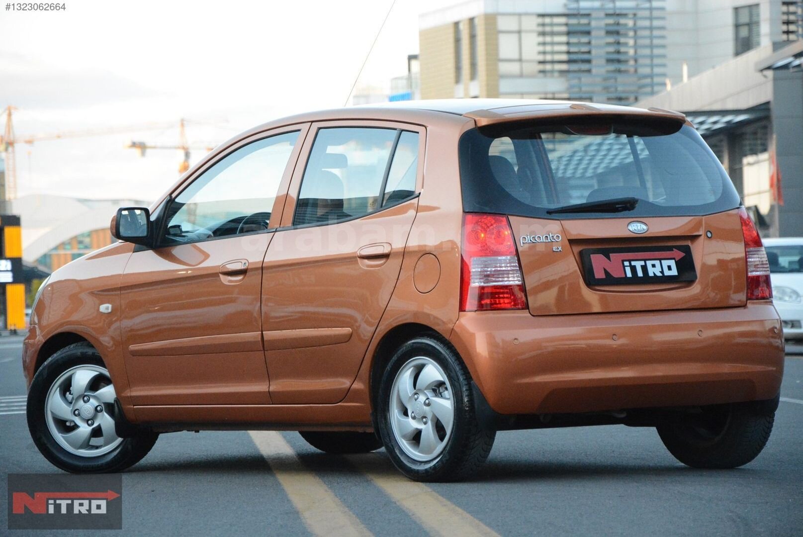 Galeriden Kia Picanto 1.1 EX 2006 Model Ankara 220.000 km Turuncu 5