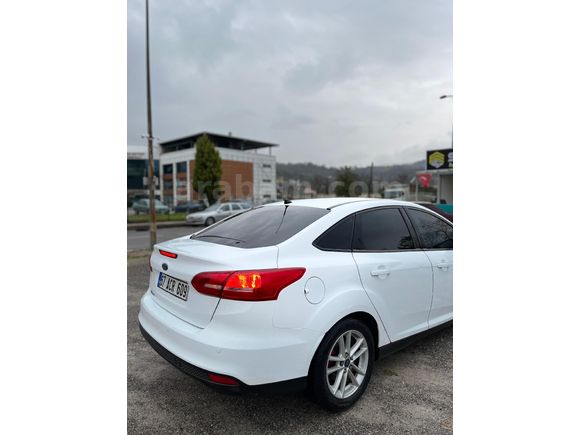 Sahibinden Ford Focus 1.6 Ti-VCT Style 2016 Model