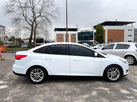 Sahibinden Ford Focus 1.6 Ti-VCT Style 2016 Model