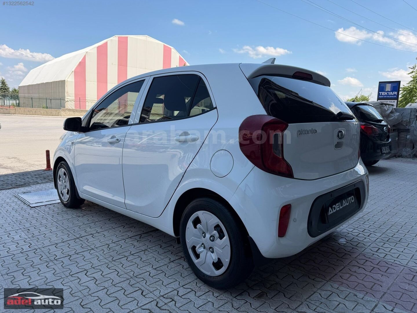 Galeriden Kia Picanto 1.0 MPI Live 2020 Model Konya 50.000 km Beyaz 4