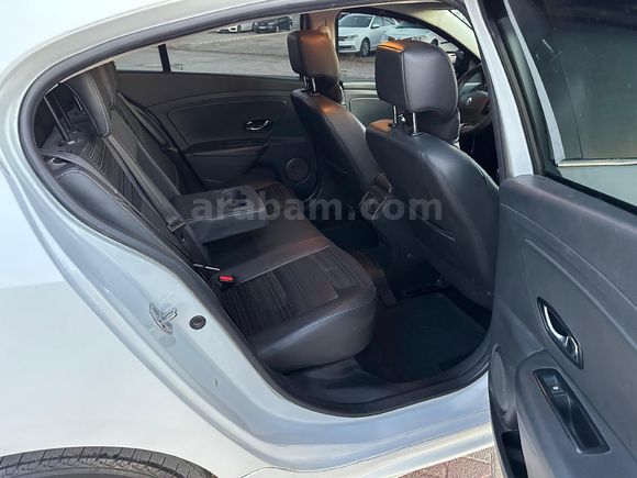 Fluence 1.5 dCi Icon 2016 Model HATASIZ BOYASIZ EMSALSİZ TEMİZLİKTE