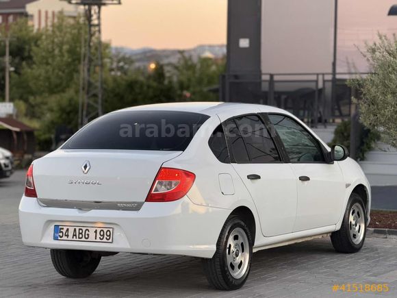 UYSAL'DAN 1.5 DCİ 232.*** KMDE EMSALSİZ TEMİZLİKTE KLİMALI