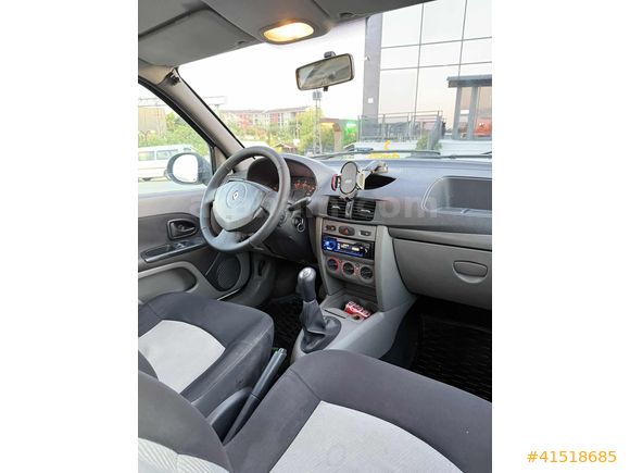 UYSAL'DAN 1.5 DCİ 232.*** KMDE EMSALSİZ TEMİZLİKTE KLİMALI