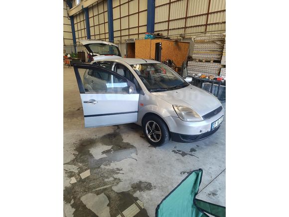 Sahibinden Ford Fiesta 1.4 TDCi Comfort 2006 Model