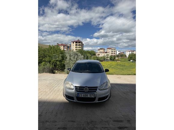 Sahibinden Volkswagen Jetta 1.4 TSi Comfortline 2007 Model  312.000 km Gri (Gümüş)