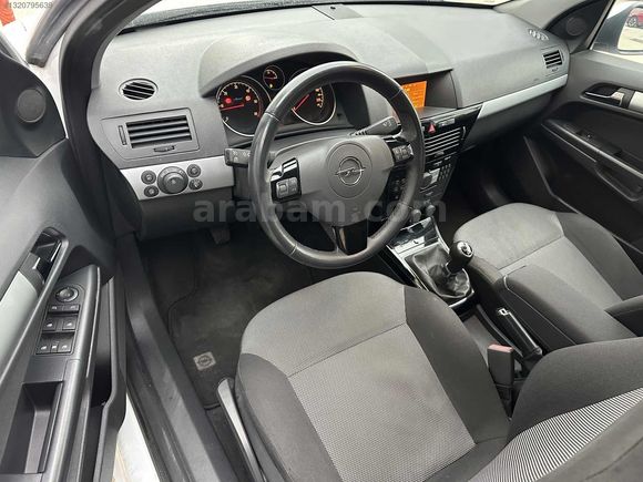 2011 OPEL ASTRA 1.3 DİZEL 106 BİN KM ENJOY 111