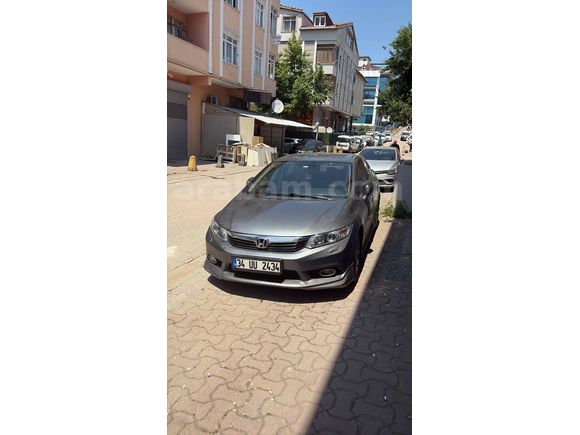 Sahibinden Honda Civic 1.6i VTEC Eco Elegance 2012 Model 