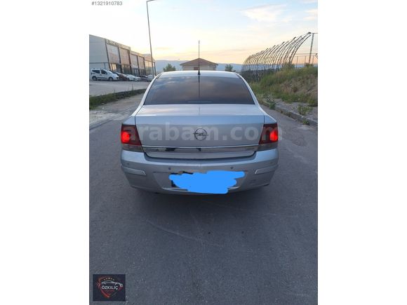 Opel Astra 2009 Model