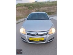 Opel Astra 2009 Model
