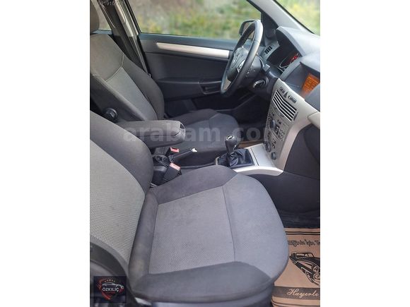 Opel Astra 2009 Model