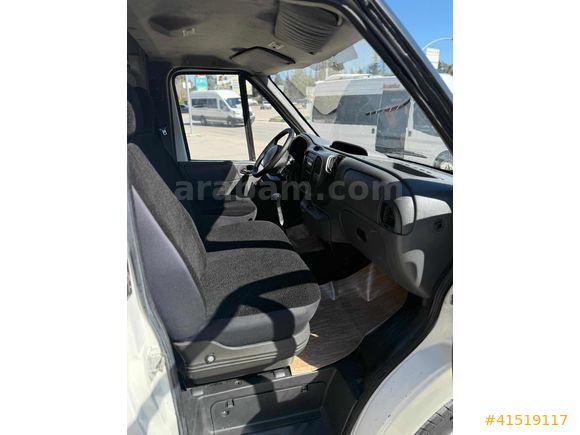 EMMiOĞLU OTOMOTIV'DEN HATASIZ 2006 MDL 350M PANELVAN