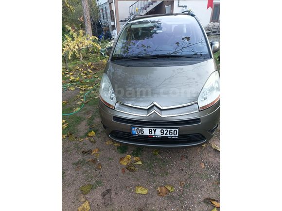 Sahibinden Citroen C4 Grand Picasso 1.6 HDi Dynamic 2010 Model  200.000 km Şampanya