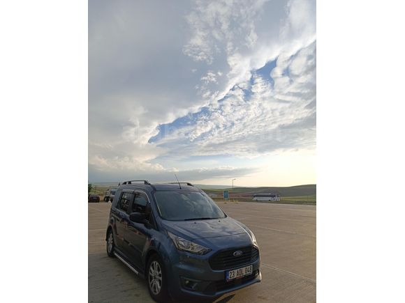 Sahibinden Ford Tourneo Connect 1.5 EcoBlue Deluxe 2020 Model