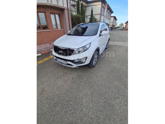 Sahibinden Kia Sportage 1.6 GDI Concept Plus 2014 Model  98.500 km Beyaz