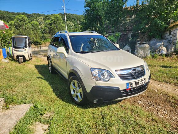 Sahibinden Sorunsuz Opel Antara 2.0 CDTI Cosmo 2011 Model İstanbul 126.000 km Beyaz