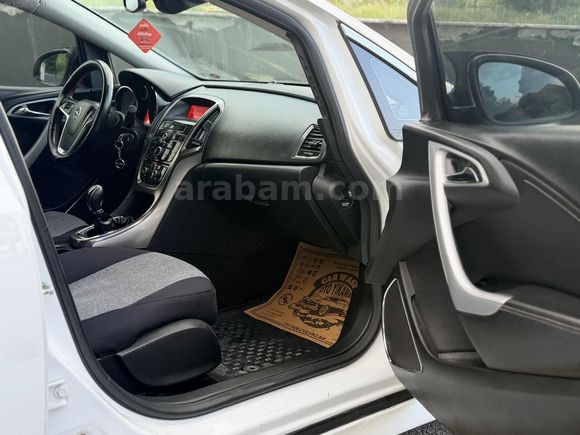 DEĞİŞENSİZ PARÇA BOYALI ASTRA COSMO