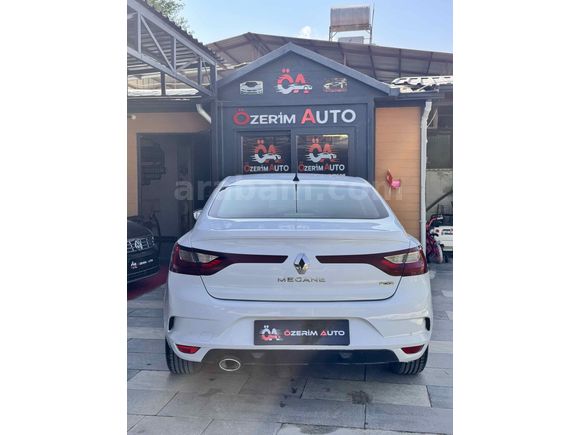 Galeriden Renault Megane 1.5 dCi Touch 2017 Model Hatay