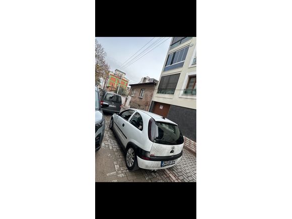 Dolumu Dolu Opel Corsa 