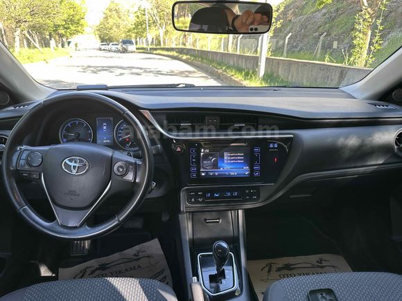 Sahibinden Toyota Corolla 1.4 D-4D Touch 2018 Model 
