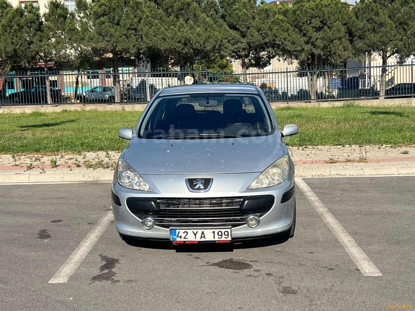Galeriden Peugeot 307 1.6 HDi Comfort 2006 Model Kocaeli 375.000 km Gri 5
