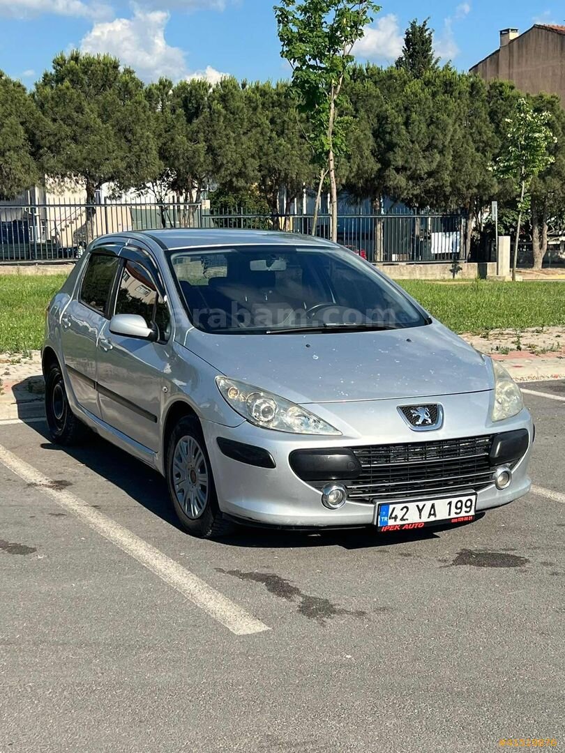 Galeriden Peugeot 307 1.6 HDi Comfort 2006 Model Kocaeli 375.000 km Gri 4
