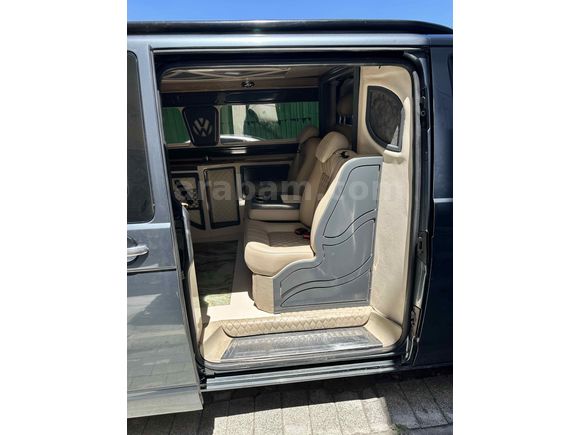 Sahibinden Volkswagen MultiVan 2.5 TDI 2005 Model  378.000 km Gri