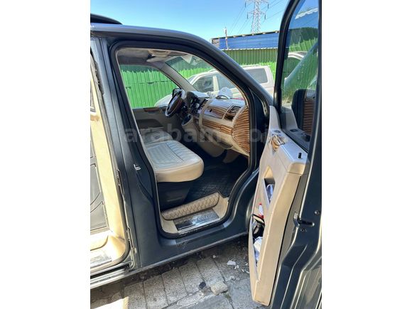 Sahibinden Volkswagen MultiVan 2.5 TDI 2005 Model  378.000 km Gri