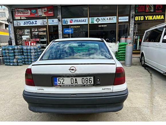 Sahibinden Opel Astra 1.4 Classic 1998 Model