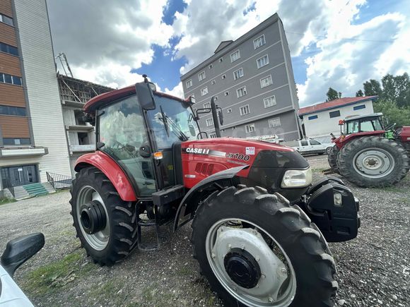 Galeriden Case IH Farmall 100X Muş