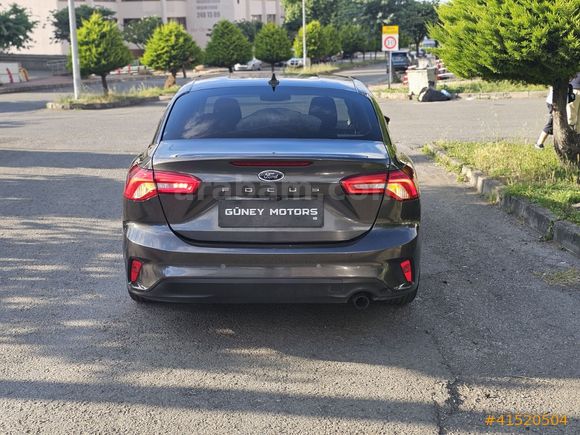 GÜNEYMOTORS | 2023 FORD FOCUS 1.5 EcoBlue OTOMATİK HATASIZ